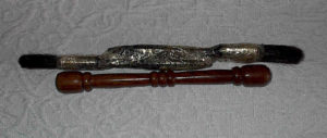Paintbrush tipper, side view